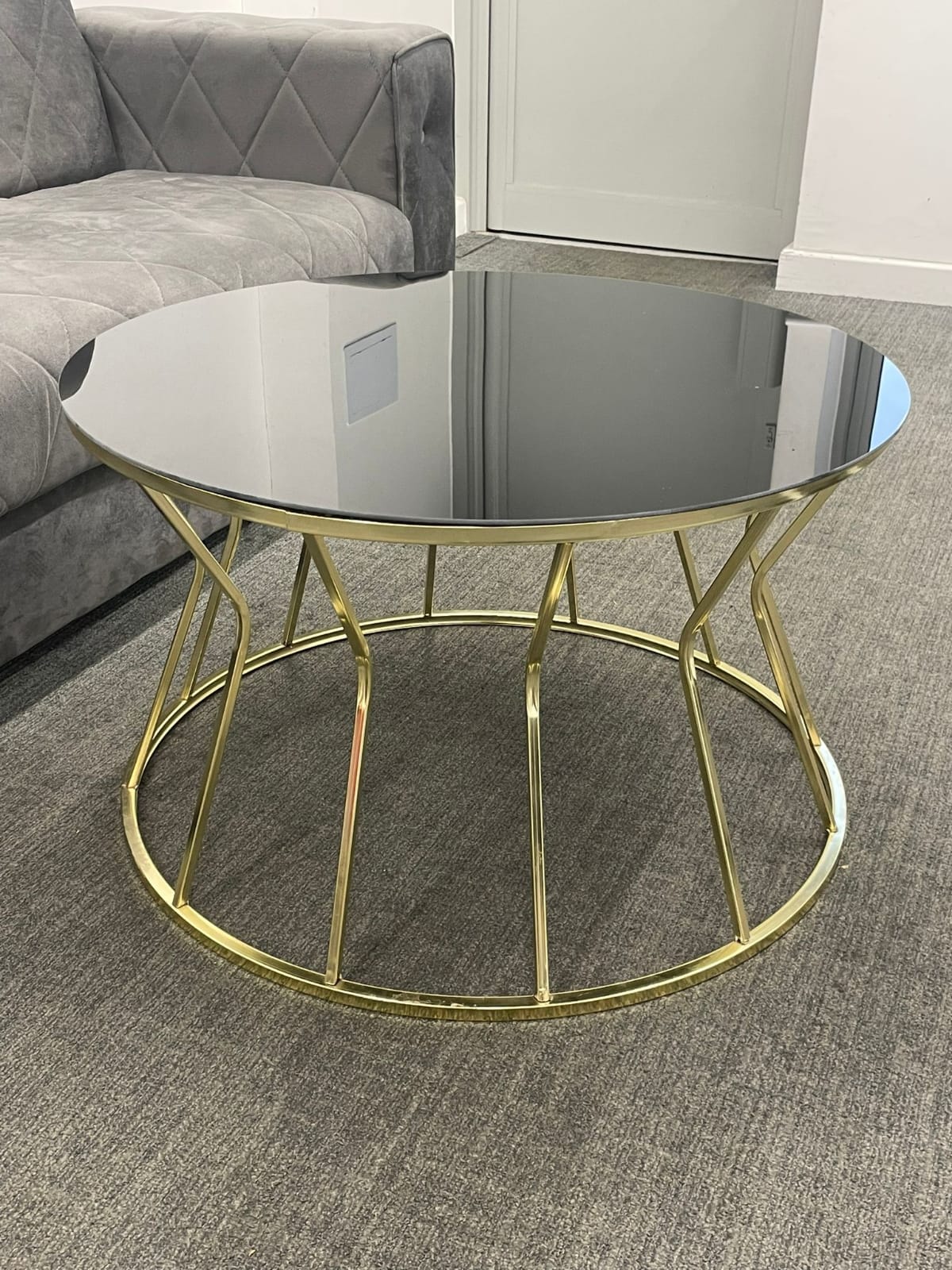 Small Glassy Coffee Table Set