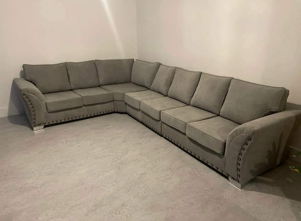 Harrisson Sofa - Matrix Furniture