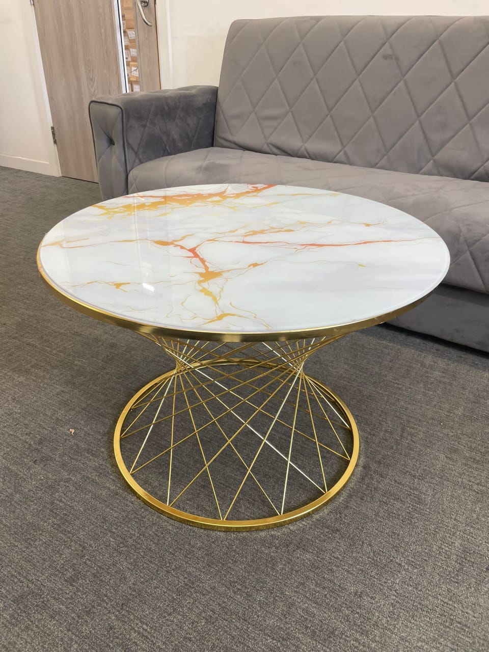 Small Glassy Coffee Table Set