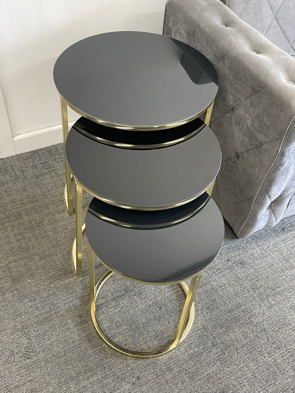 Small Glassy Coffee Table Set