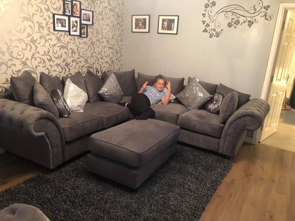 Nicole Sofa - Elegant & Comfortable Fabric & with all color