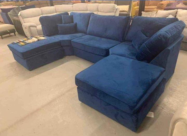 Large Bishop U-Shape Sofa with removable 2x Large stools, high/scater back cushions