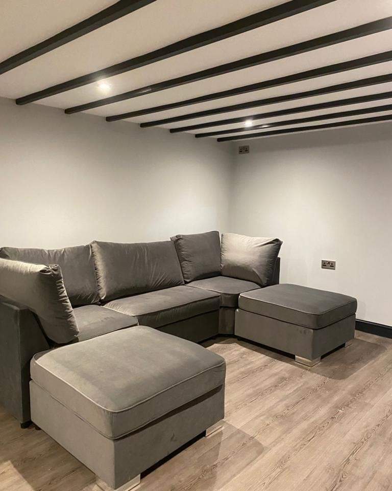 Large Bishop U-Shape Sofa with removable 2x Large stools, high/scater back cushions