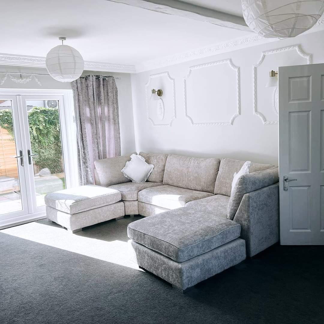 Large Bishop U-Shape Sofa with removable 2x Large stools, high/scater back cushions